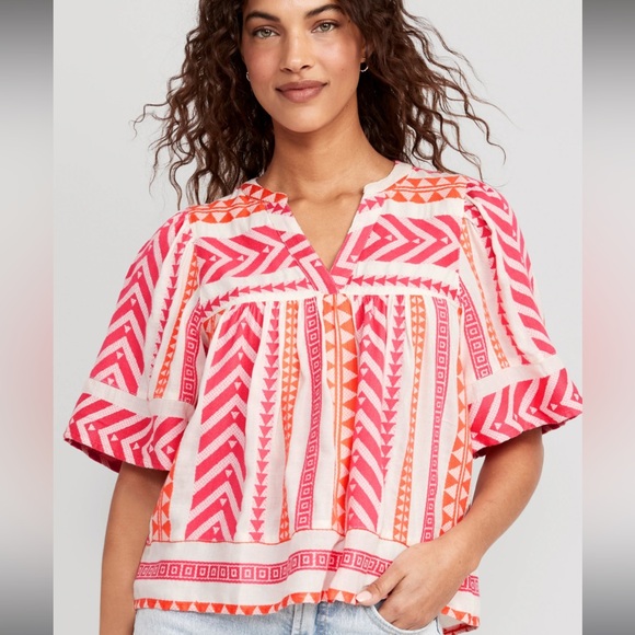 [NWT] Old Navy Short-Sleeve Textured V-Neck Top Women, S Tall, Red/Orange Geo - Picture 1 of 5